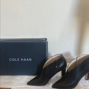 Cole Haan Black Heeled Boots Sleek Design